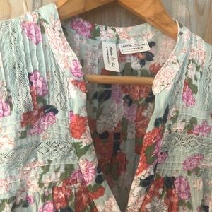 2018 Anthropologie Meadow Rue Floral Buttoned US 4